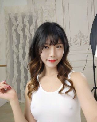 亚洲轮奸片_BD英语完整视频观看