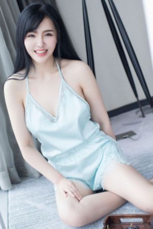 我发现了老师的秘密三百字_蓝光高清在线