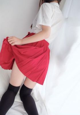 搜索在床上打扑克软件_JVID性感写真